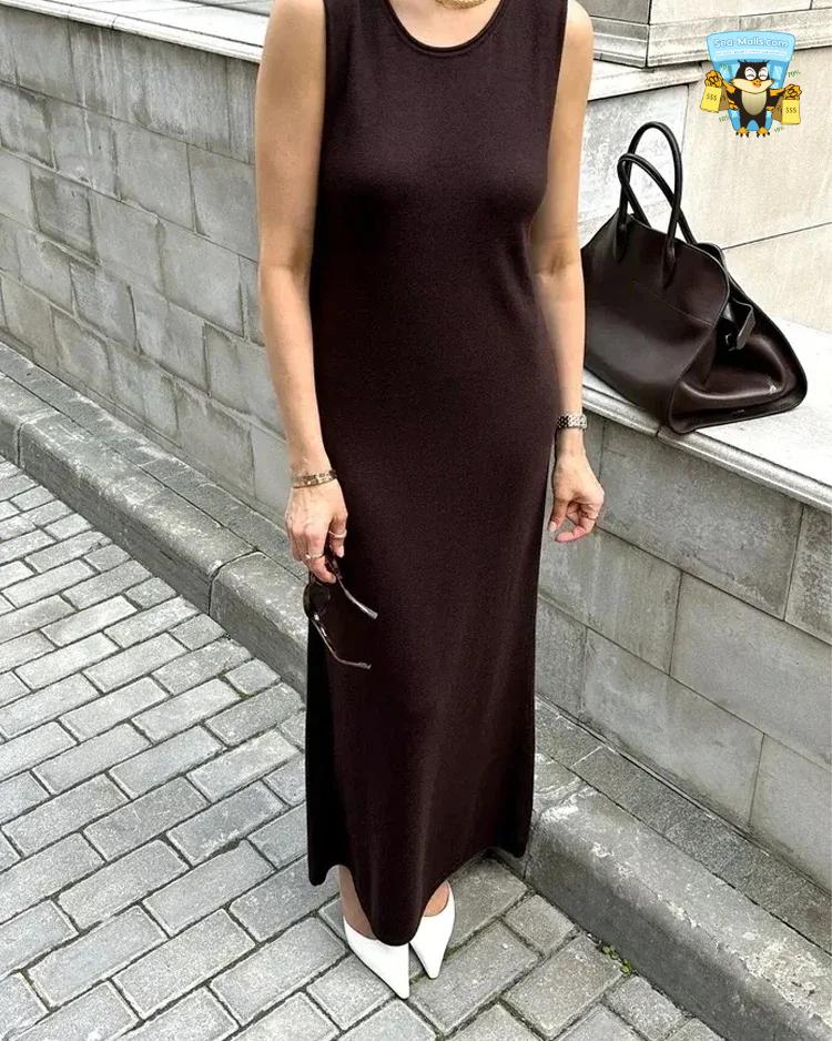 AP-Sleeveless Knitted Maxi Dress with Ribbed Design