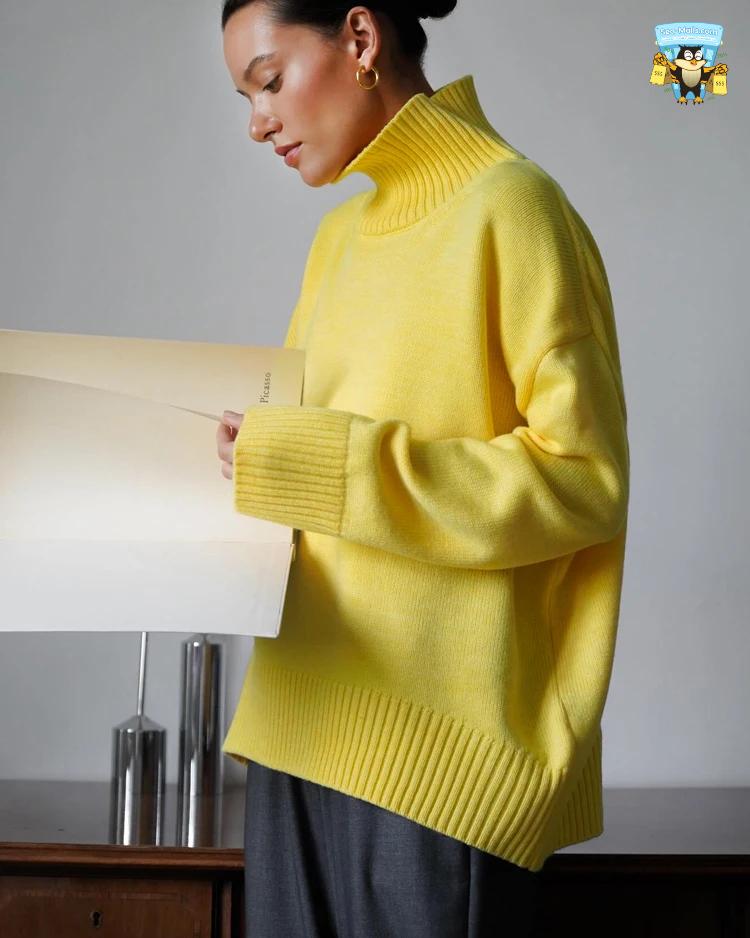 Oversized Knitted Turtleneck Sweater – Vintage Winter Pullover