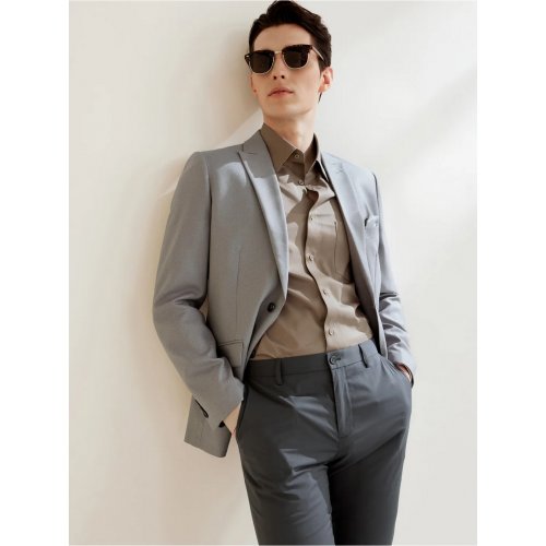 Teflon Finishing Stain Resistant Suit in Smart Fit