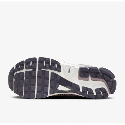 Nike Zoom Vomero 5