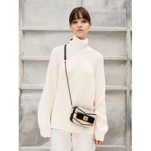 Eleni Canvas Chevron Zip Crossbody Bag - Multi