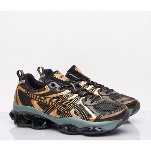 Asics US5-S Gel-Quantum Kinetic Sneakers