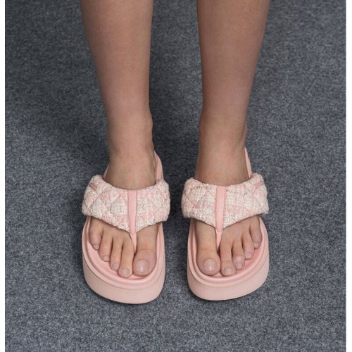 Tweed V-Strap Platform Thong Sandals - Light Pink