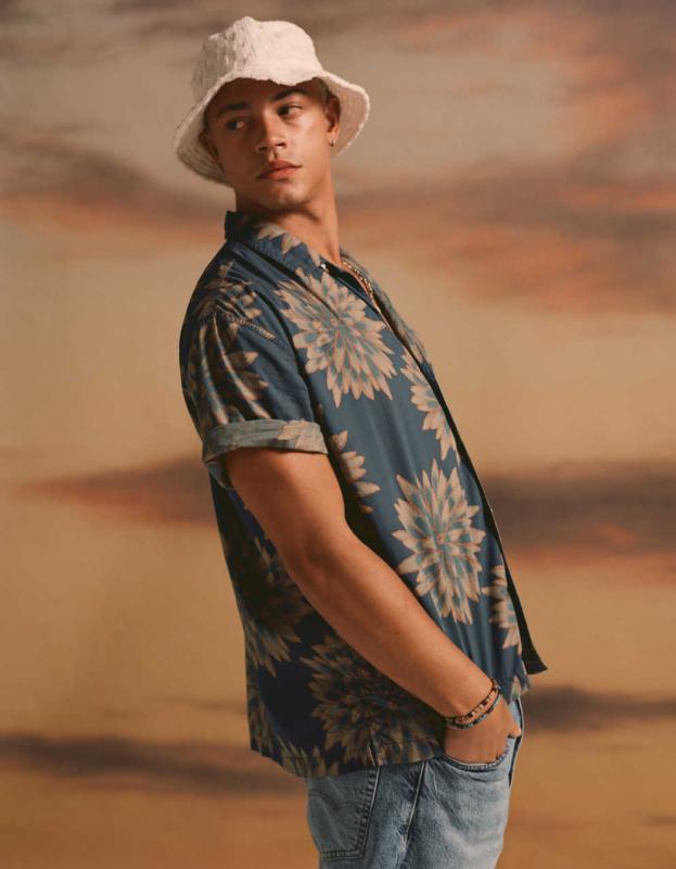 AE Floral Button-Up Poolside Shirt - Navy, XS 