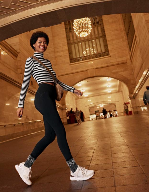 OFFLINE By Aerie Real Luxe Street Legging - True Black, M 