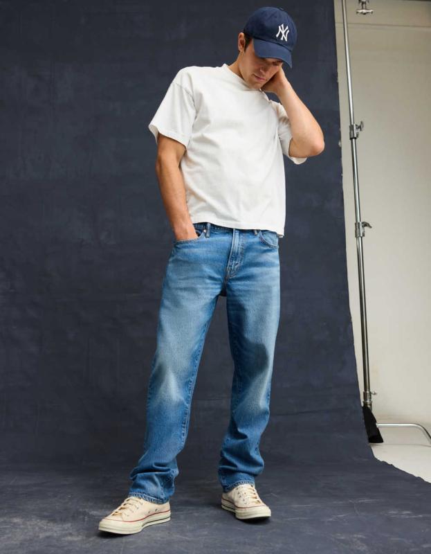 AE EasyFlex Original Straight Jean - Tinted Medium, 32W x 32L 