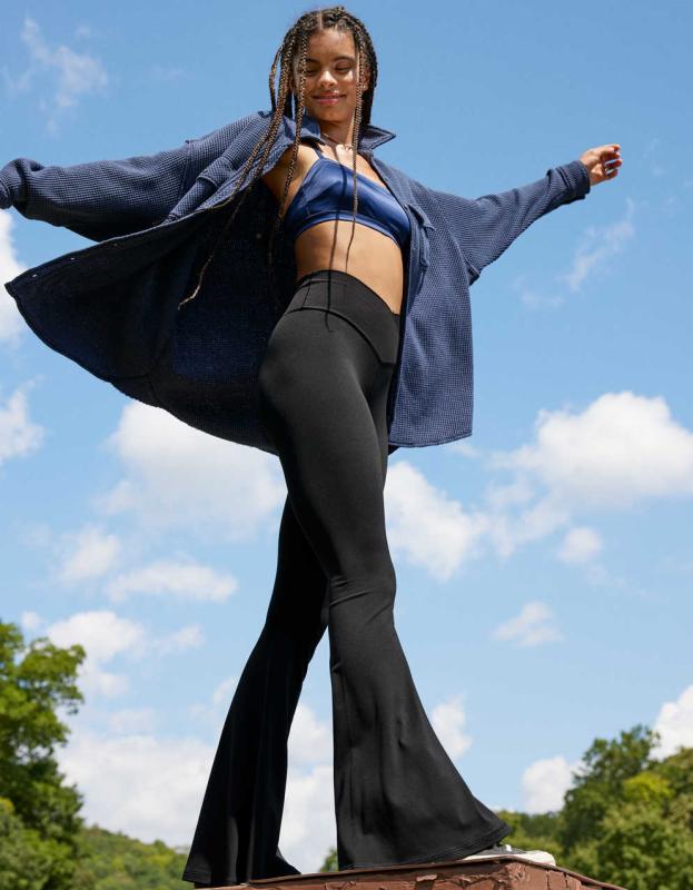 OFFLINE By Aerie Real Me High Waisted Crossover Super Flare Legging - True Black, L 