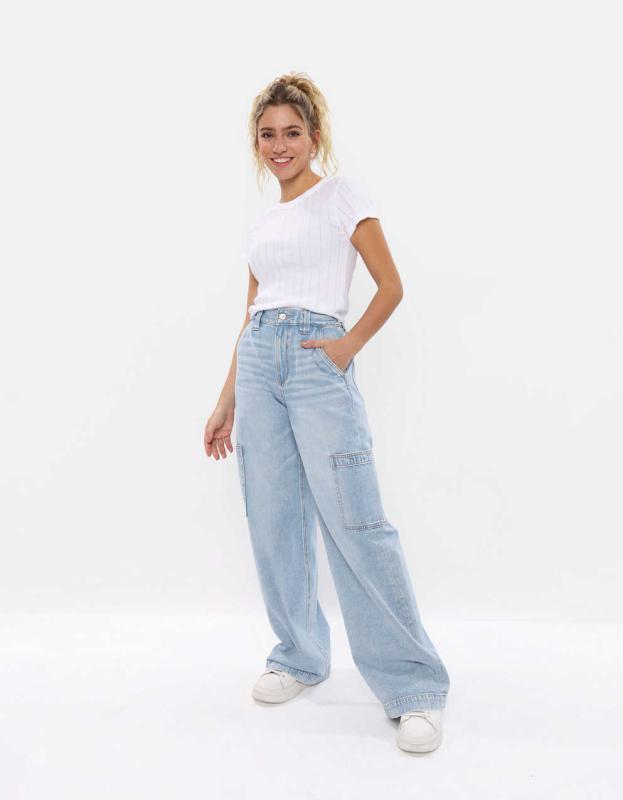 AE Dreamy Drape Super High-Waisted Baggy Wide-Leg Jean - Authentic Light, 10 