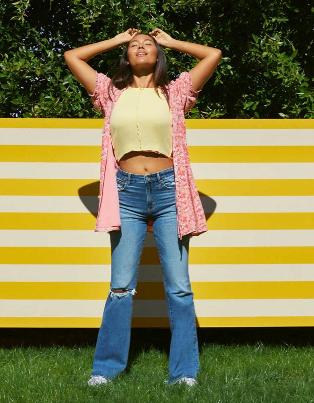 AE Ripped Super High-Waisted Flare Jean - Cool Hand Blue, 4 