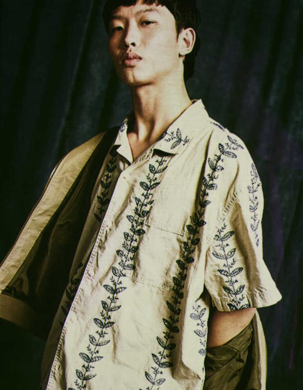 AE Striped Button-Up Poolside Shirt - Khaki, L 