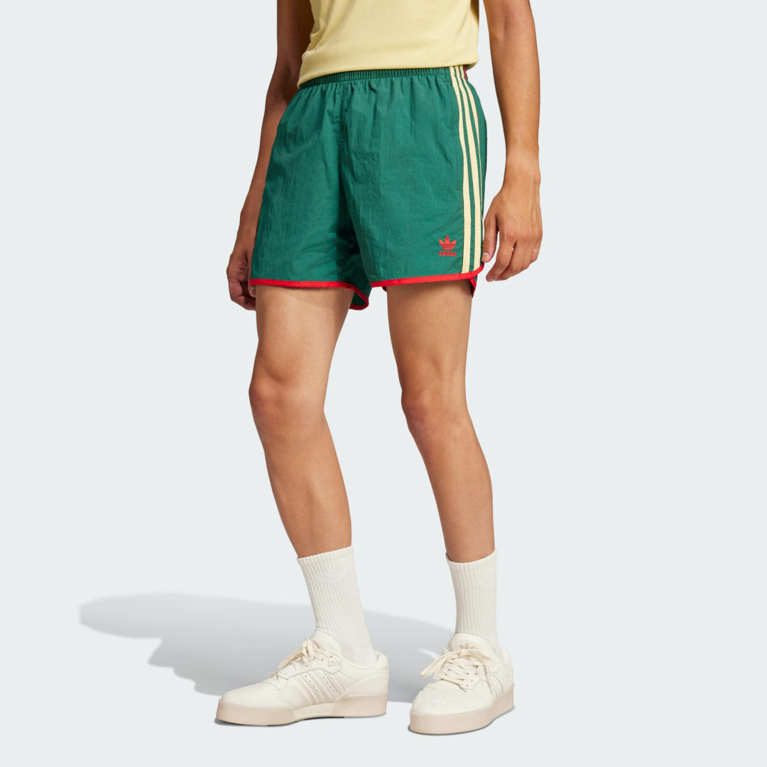 adidas Adicolor Classics Sprinter Shorts Lifestyle 2XS,XS,S,M,L,XL,2XL,3XL,4XL,A/2XS,A/XS,A/S,A/M,A/L,A/XL,A/2XL,A/3XL,A/4XL Men Green / Powder Yellow