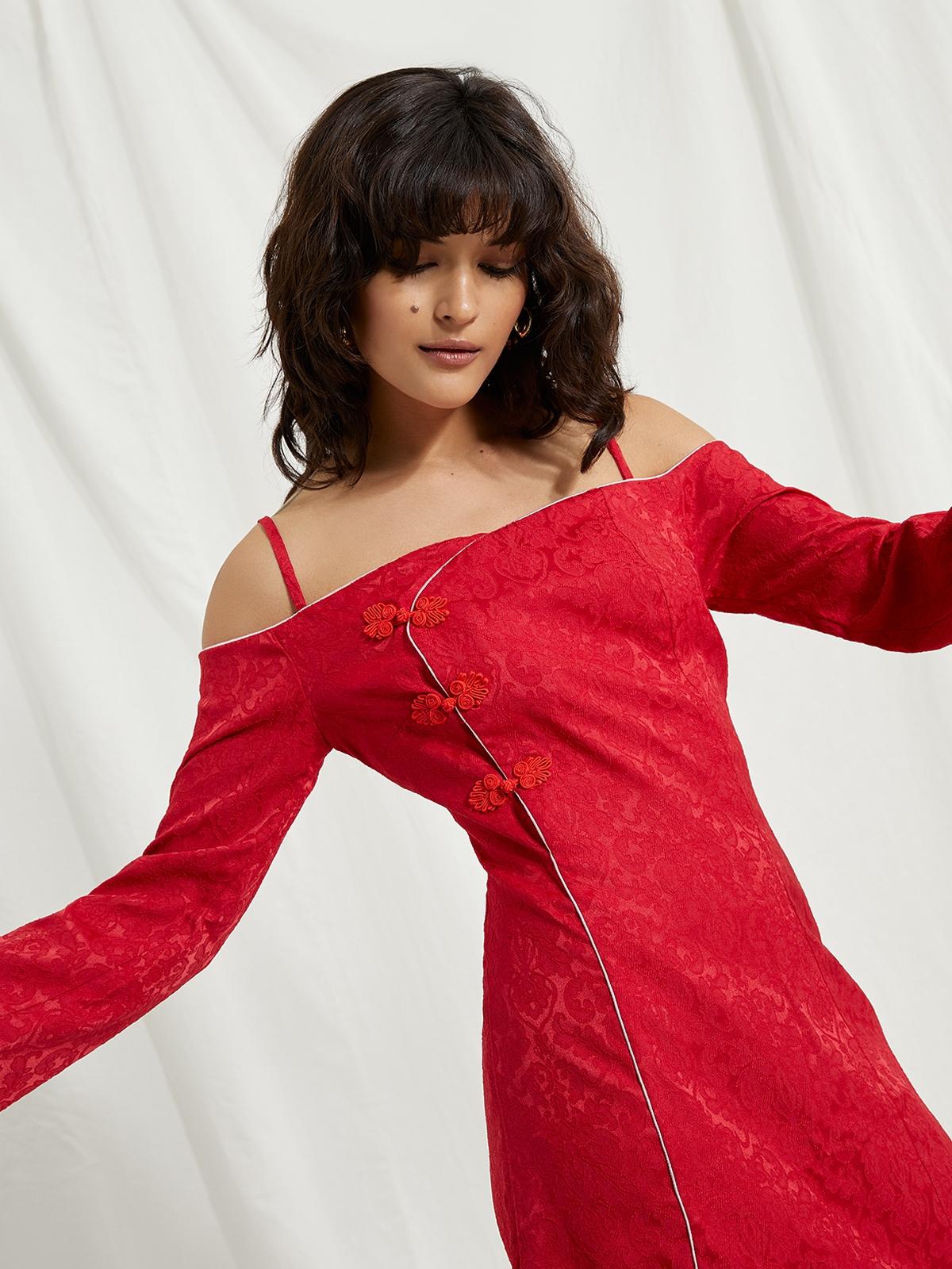 Off Shoulder Strap Dress - Red