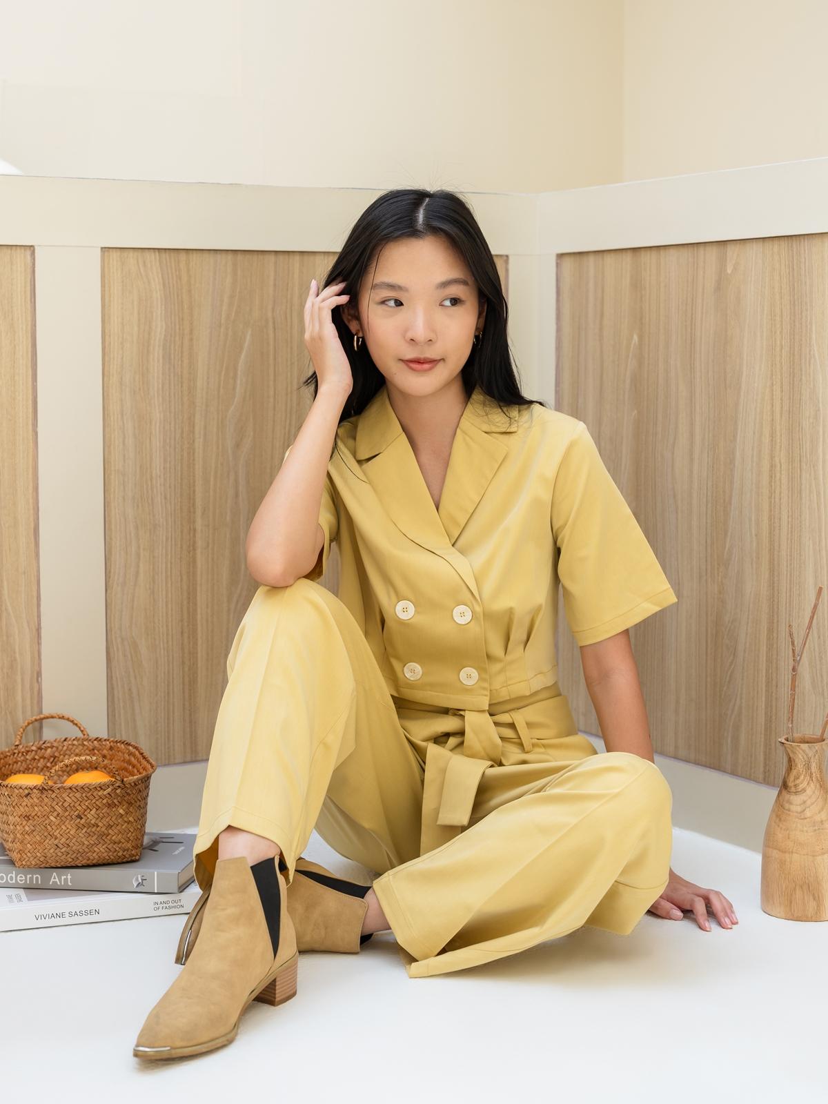 Notched Collar Top - Yellow