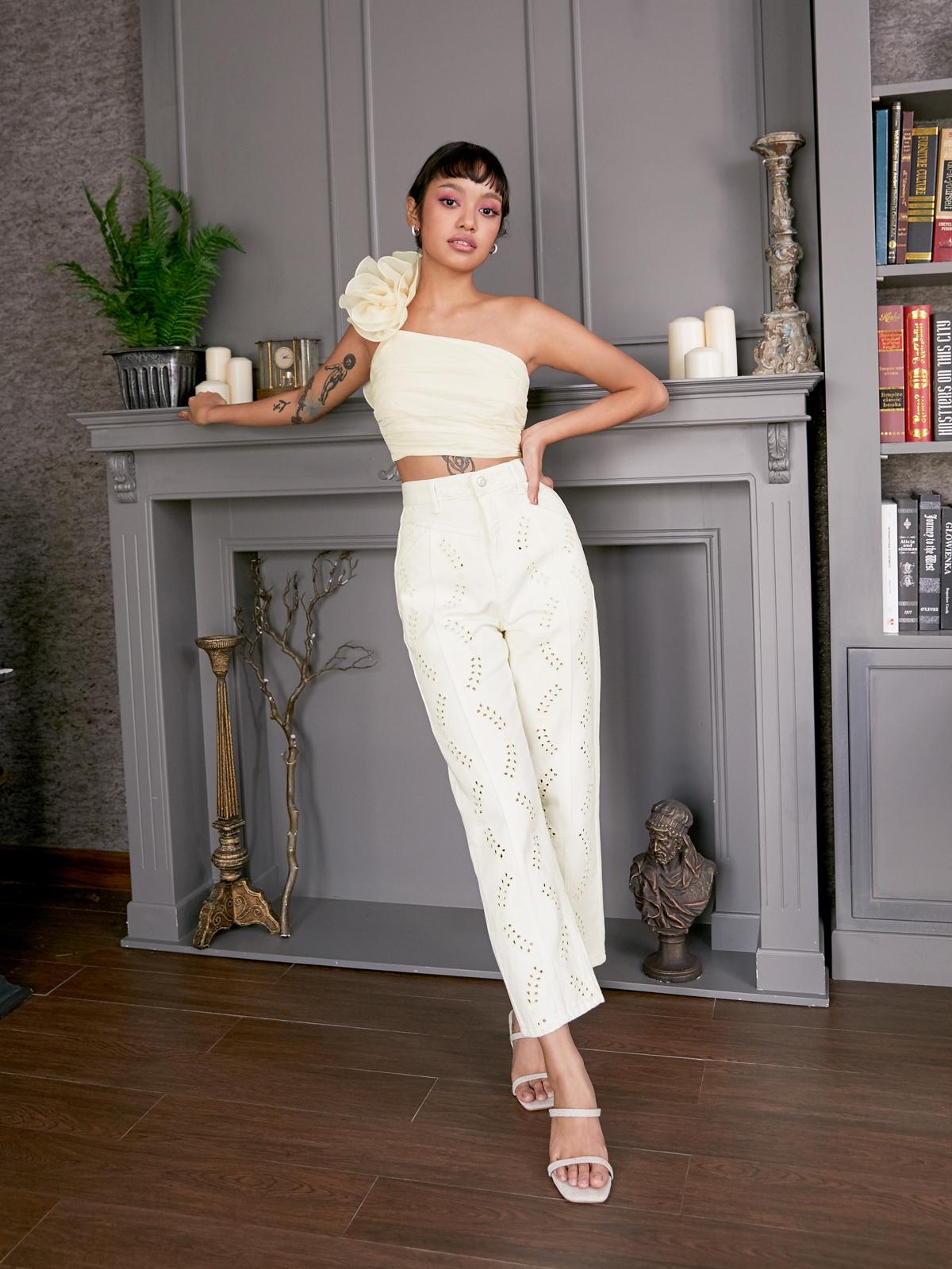 Ruffled Shoulder Ruched Crop Top - Cream