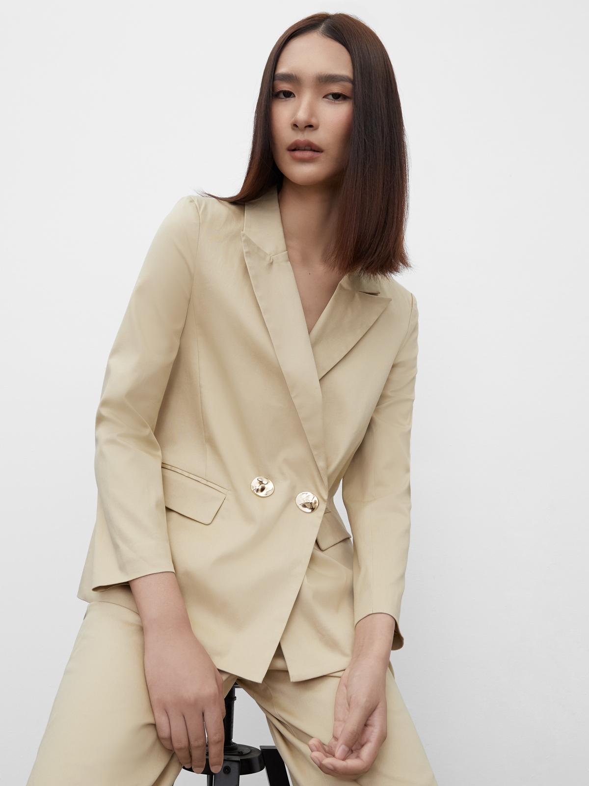 Sustainable Double Button Fitted Blazer - Beige
