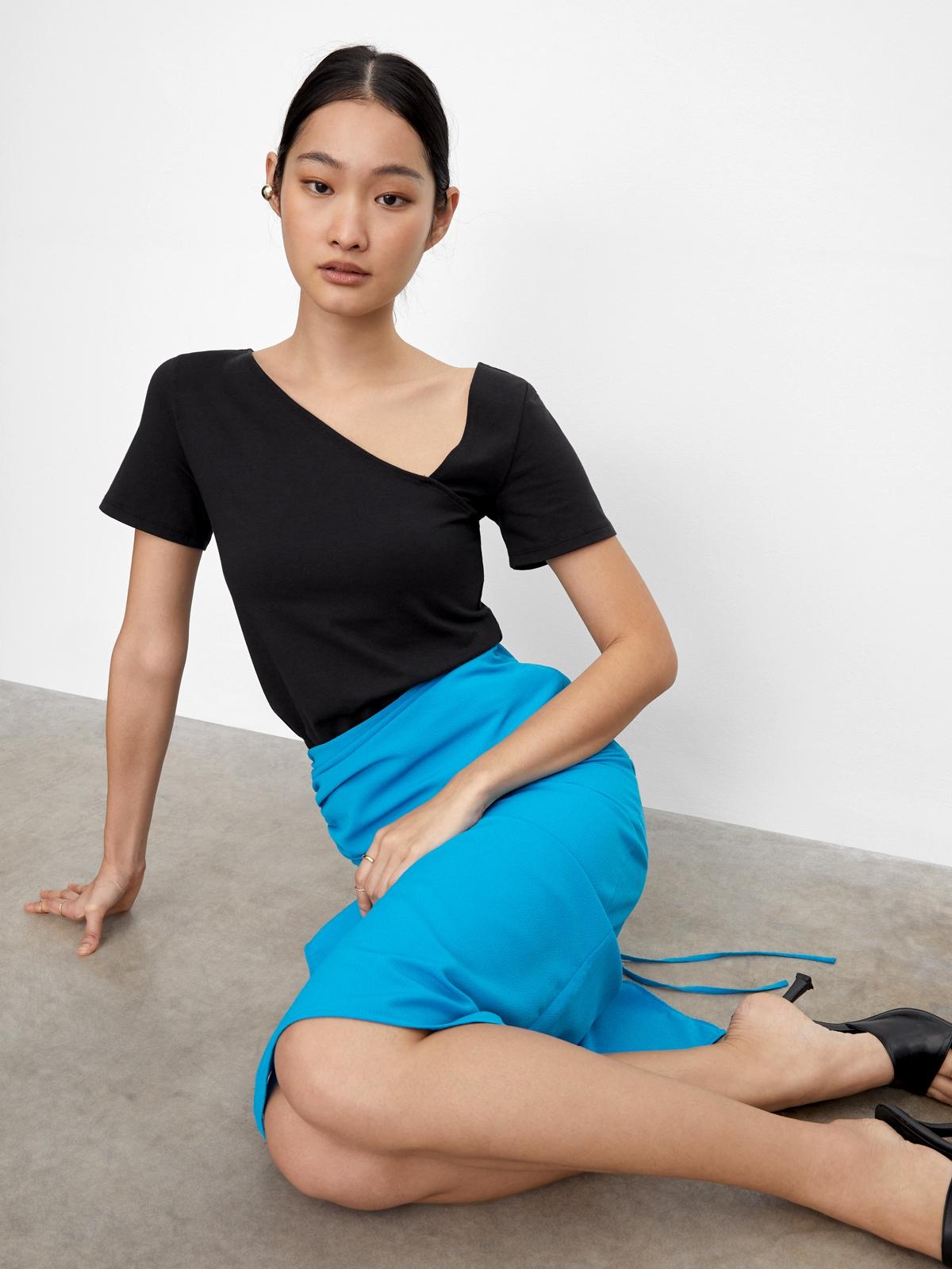 Sustainable Asymmetric Cut Out Top - Black