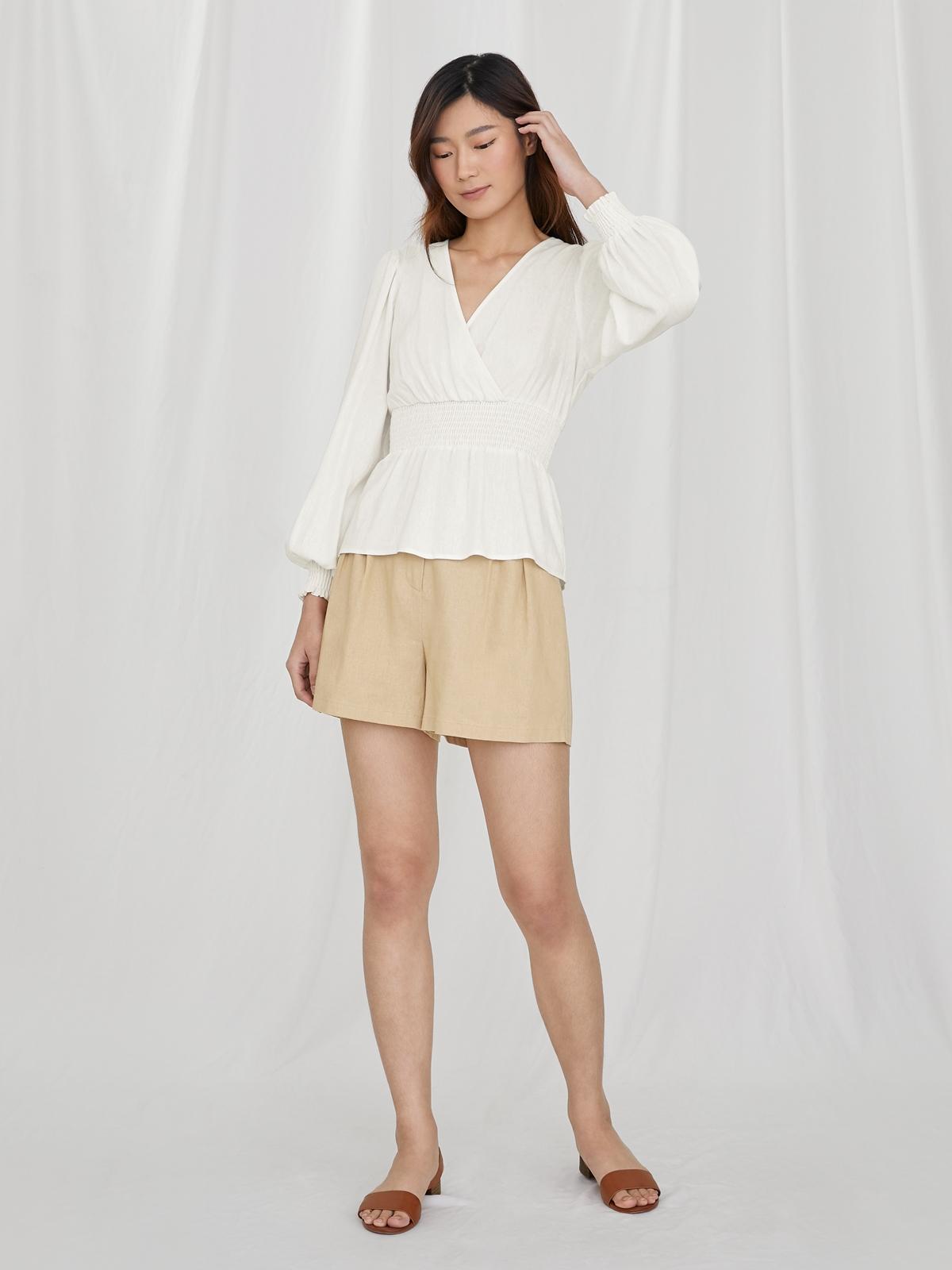 Purpose Pleated Shorts - Beige