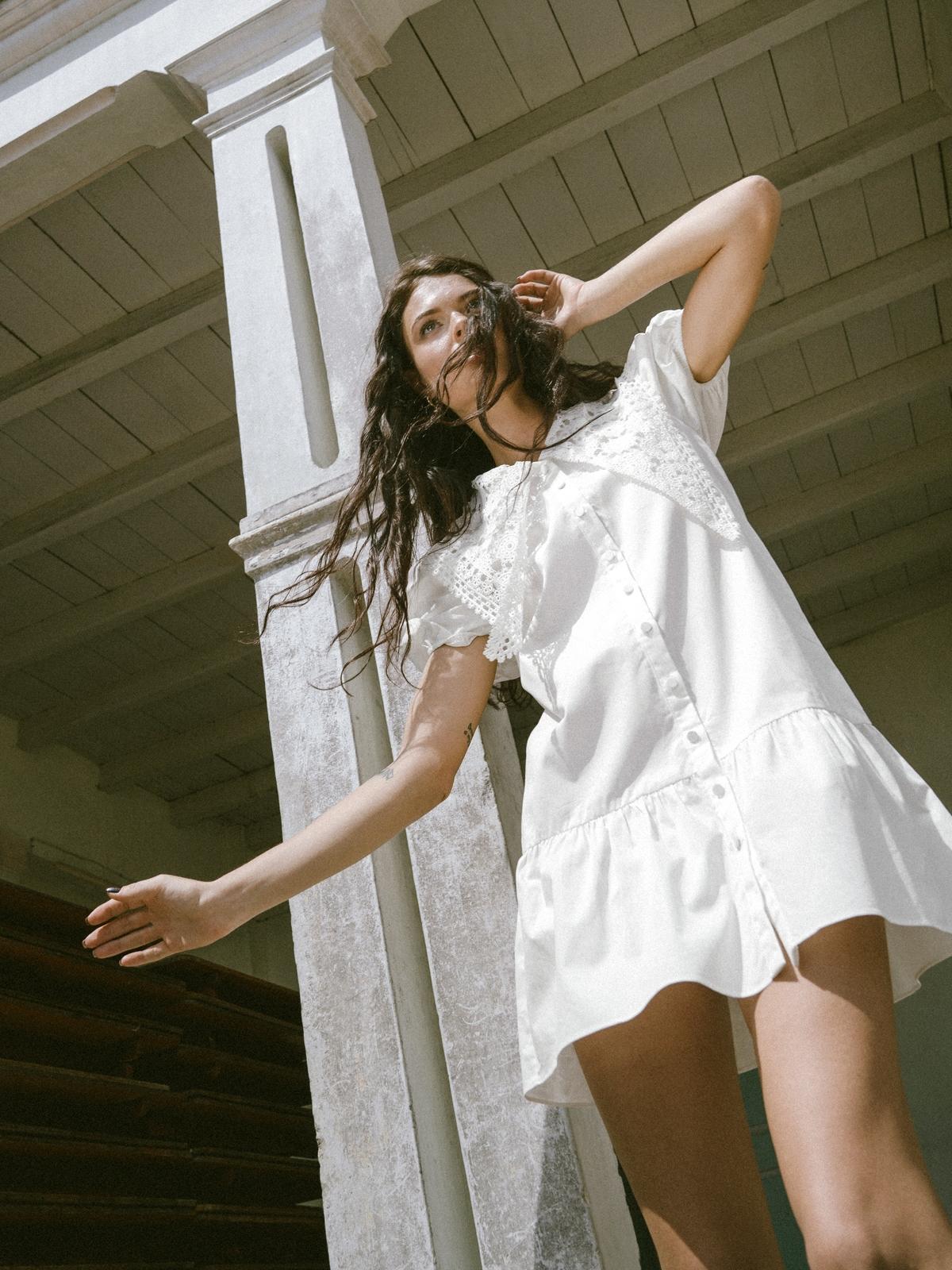 Lace Collar Short Sleeve Dress - White