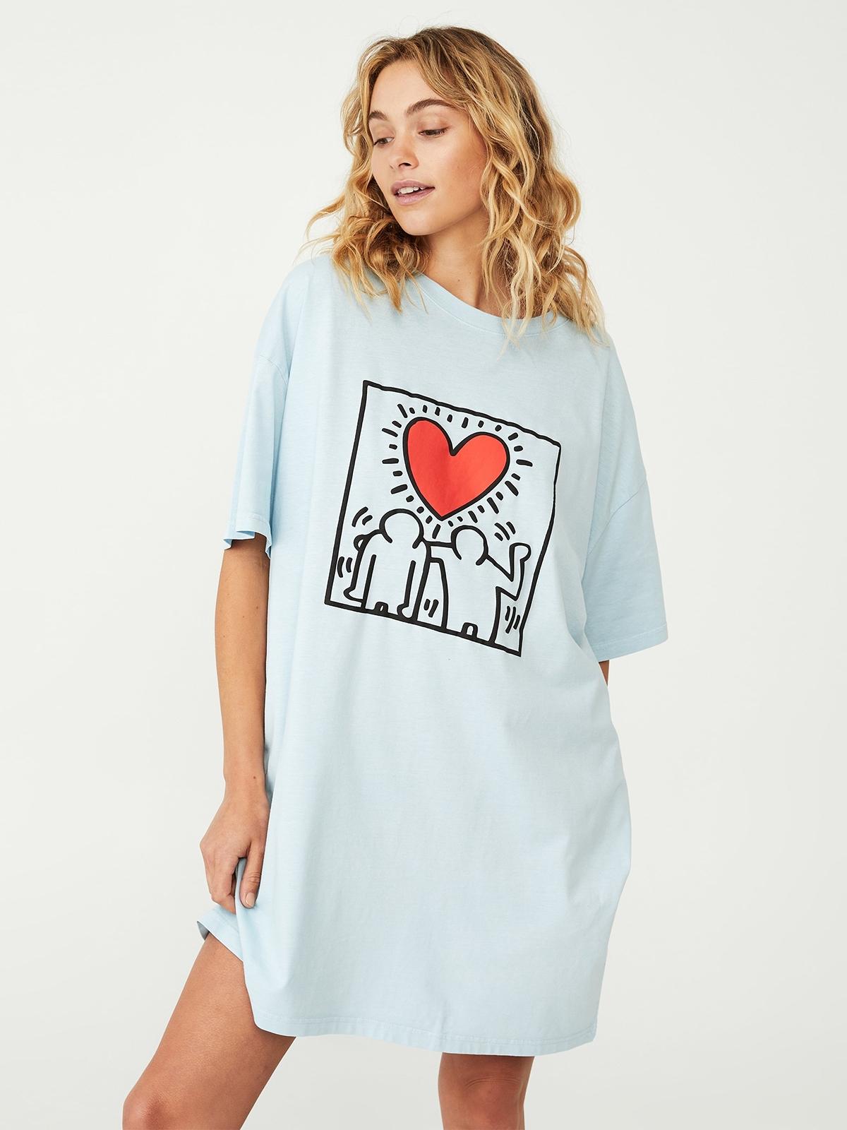 90Ss Keith Haring Hug & Heart Tee - Blue