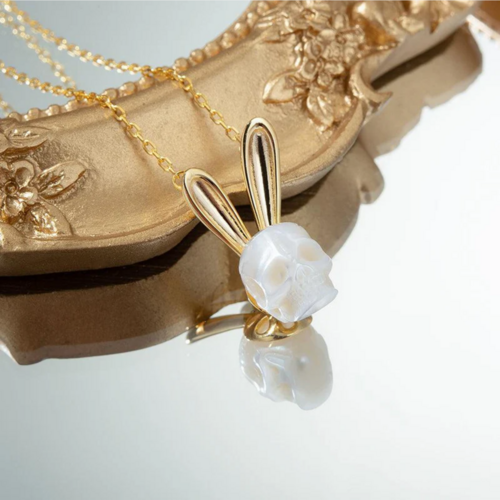 Pearl Skull Gold Bunny Ears
