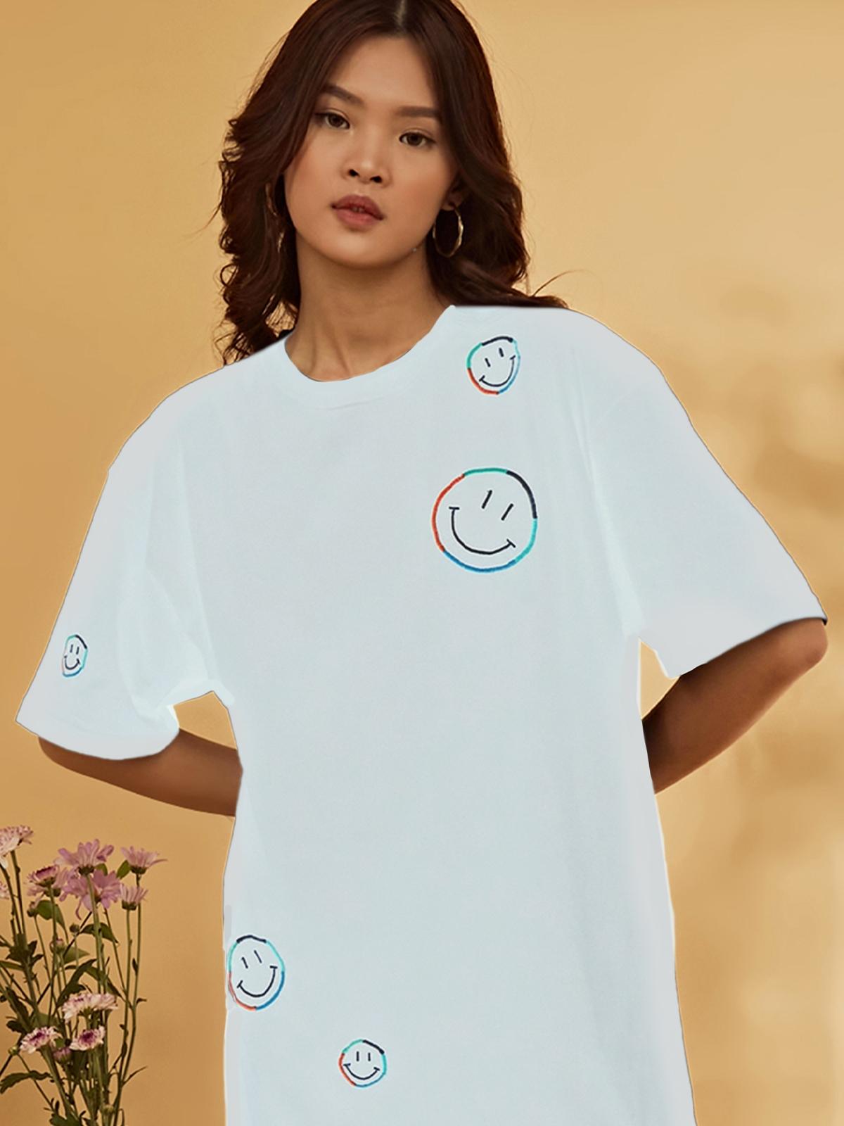 Happy Dreamer Embroidery Tee - White