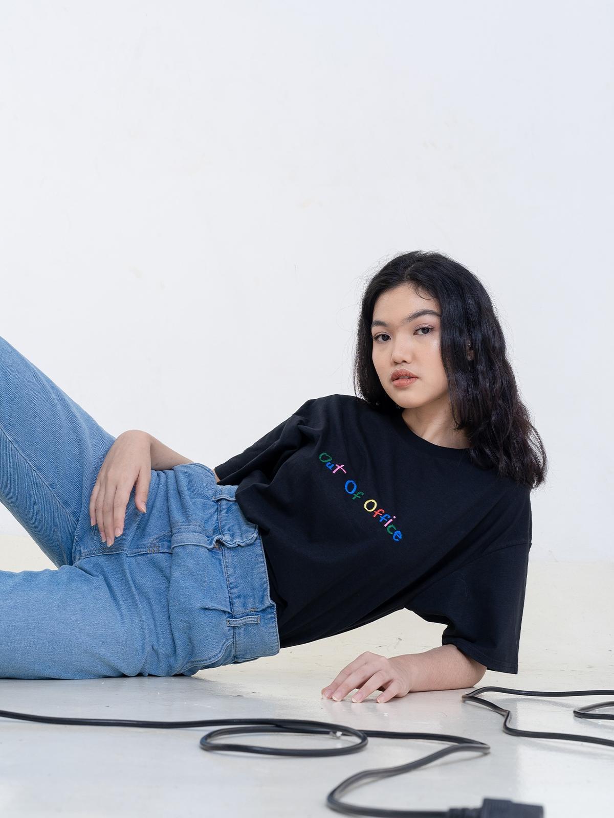 Out Of Office Embroidery Tee - Black