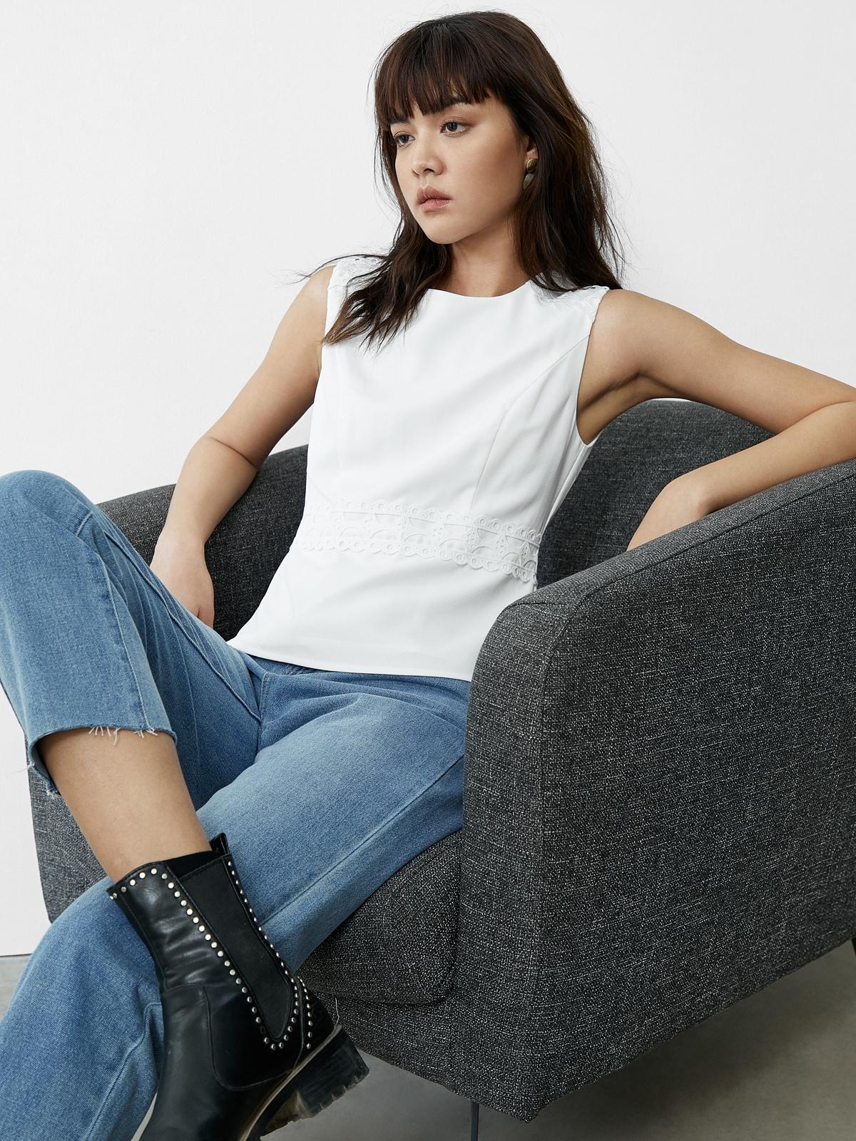 Eyelet Sleeveless Peplum Top - White