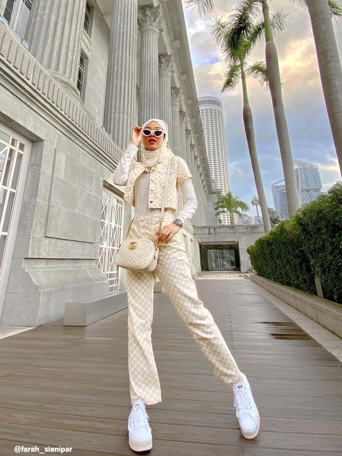 Sustainable Checkered Crop Jacket - Beige