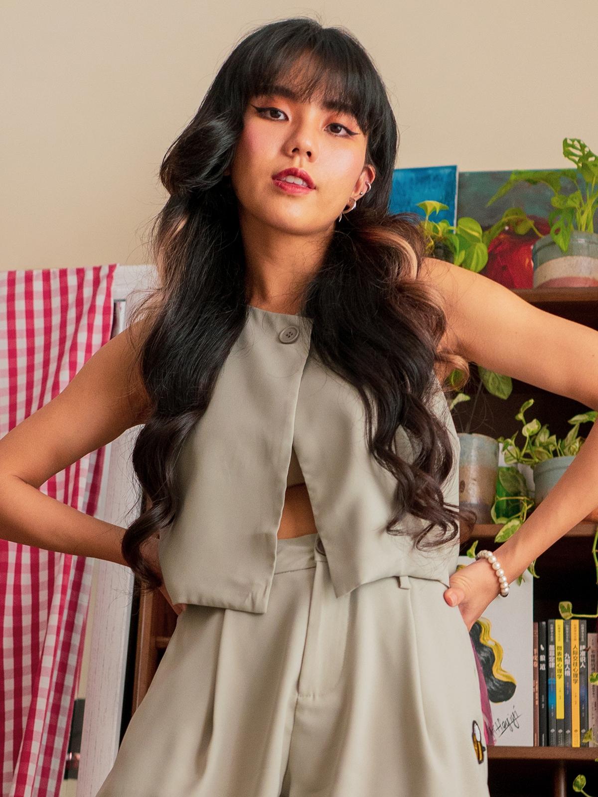 Open Slanted Crop Top - Grey