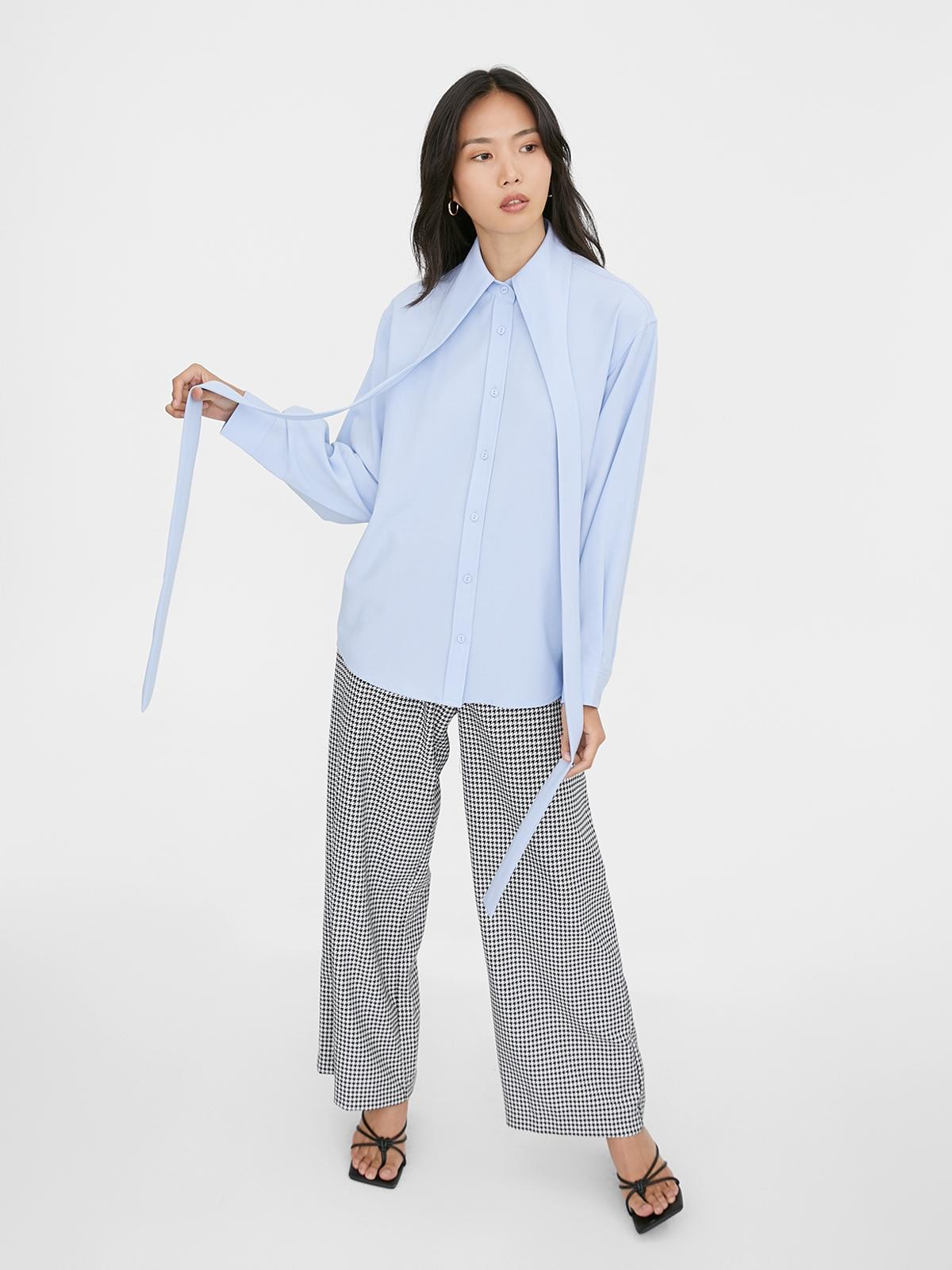 Minimalist Button Up Shirt - Light Blue