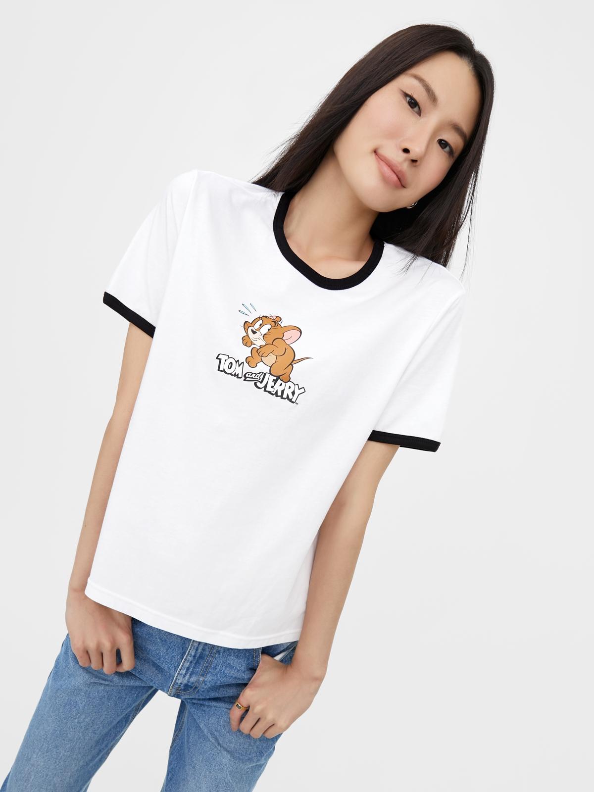 Sustainable Contrast Piping Graphic Tee - White