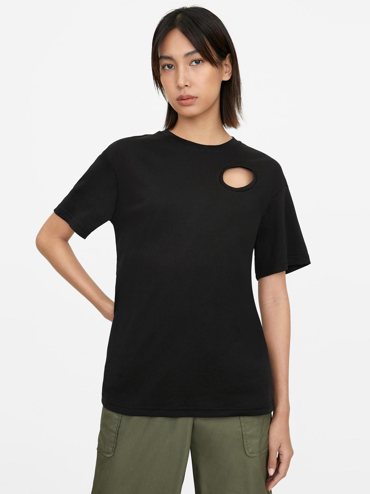 Circle Cut Out Tee - Black