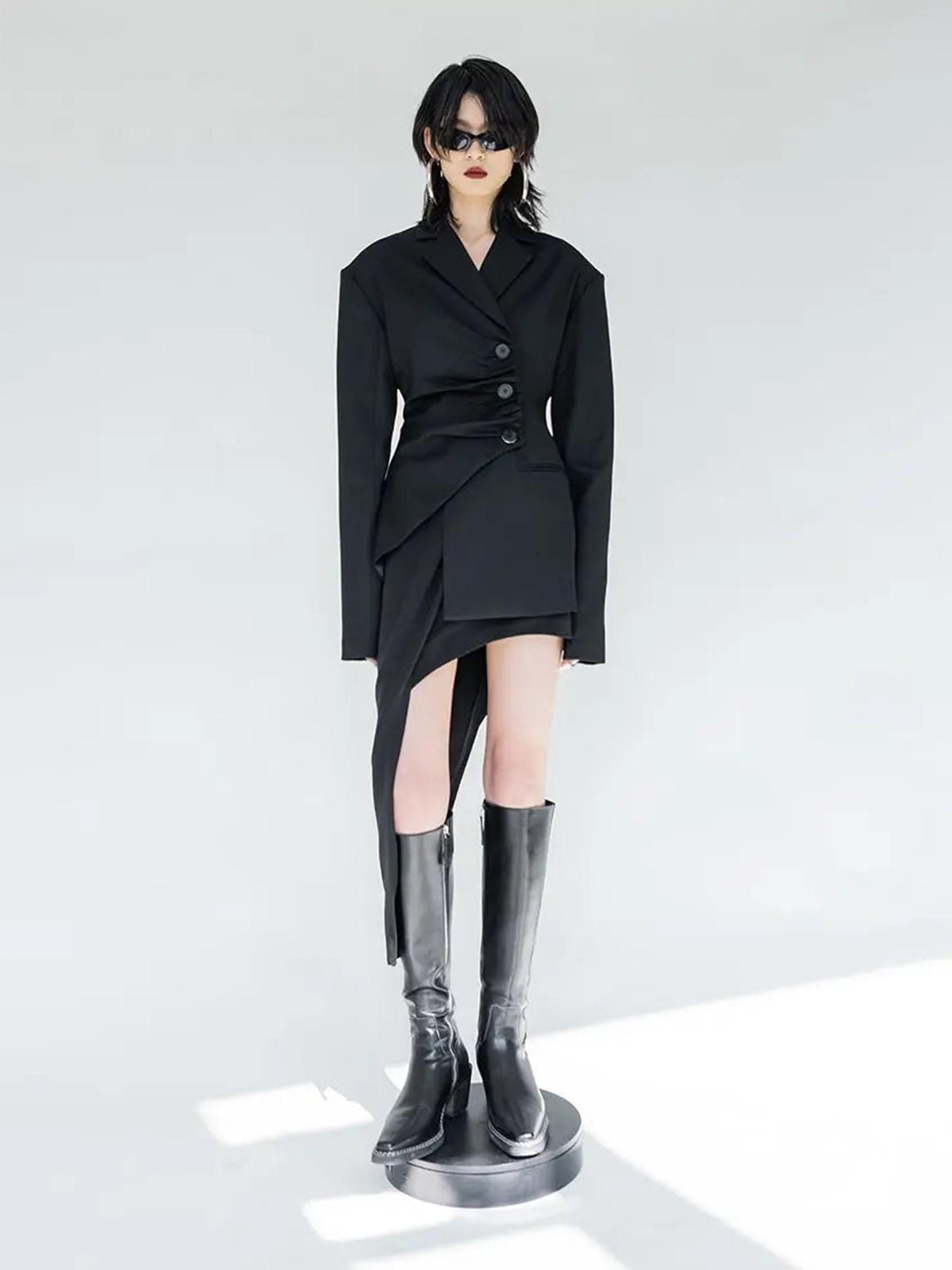 Irregular Pleated suit - Black