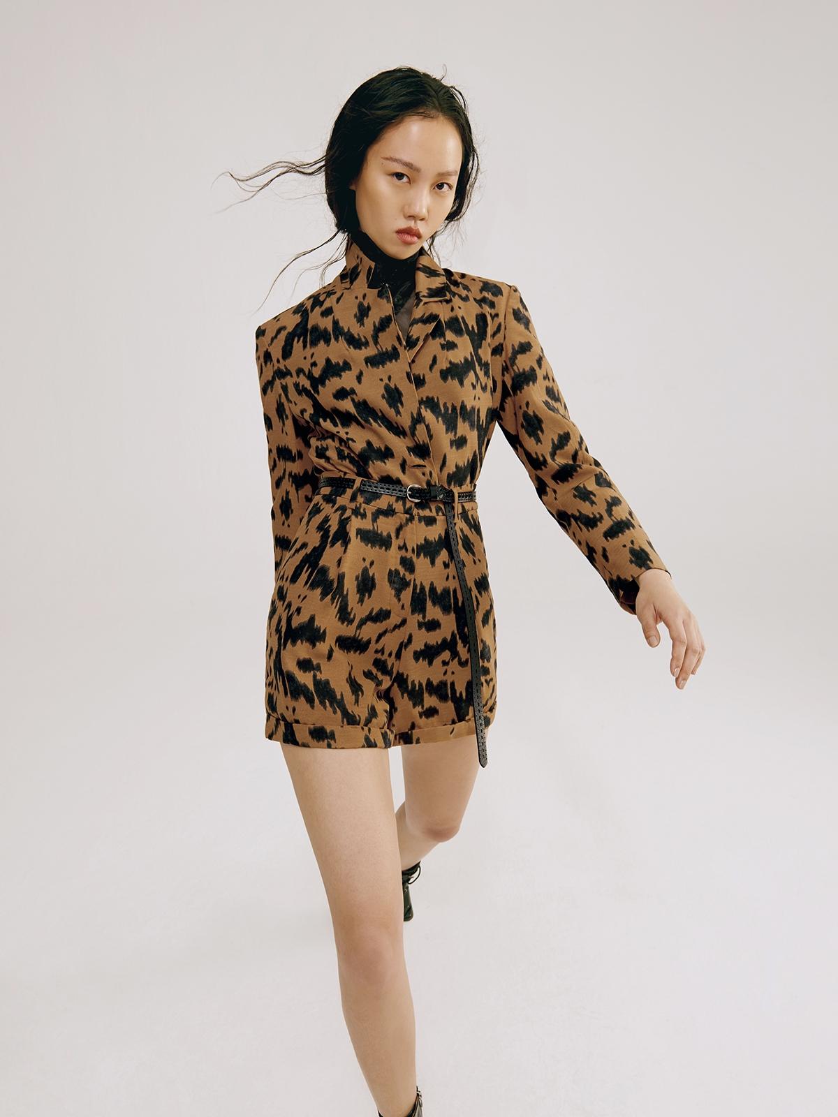 Abstract Print Shorts - Brown