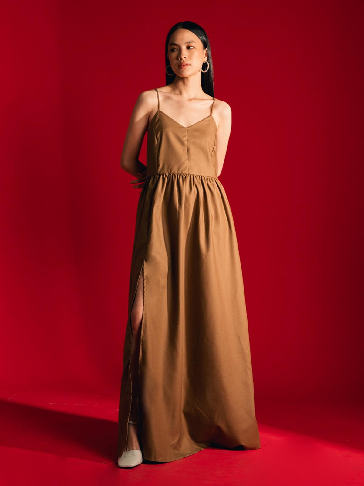 Aly Slit Maxi Dress - Walnut