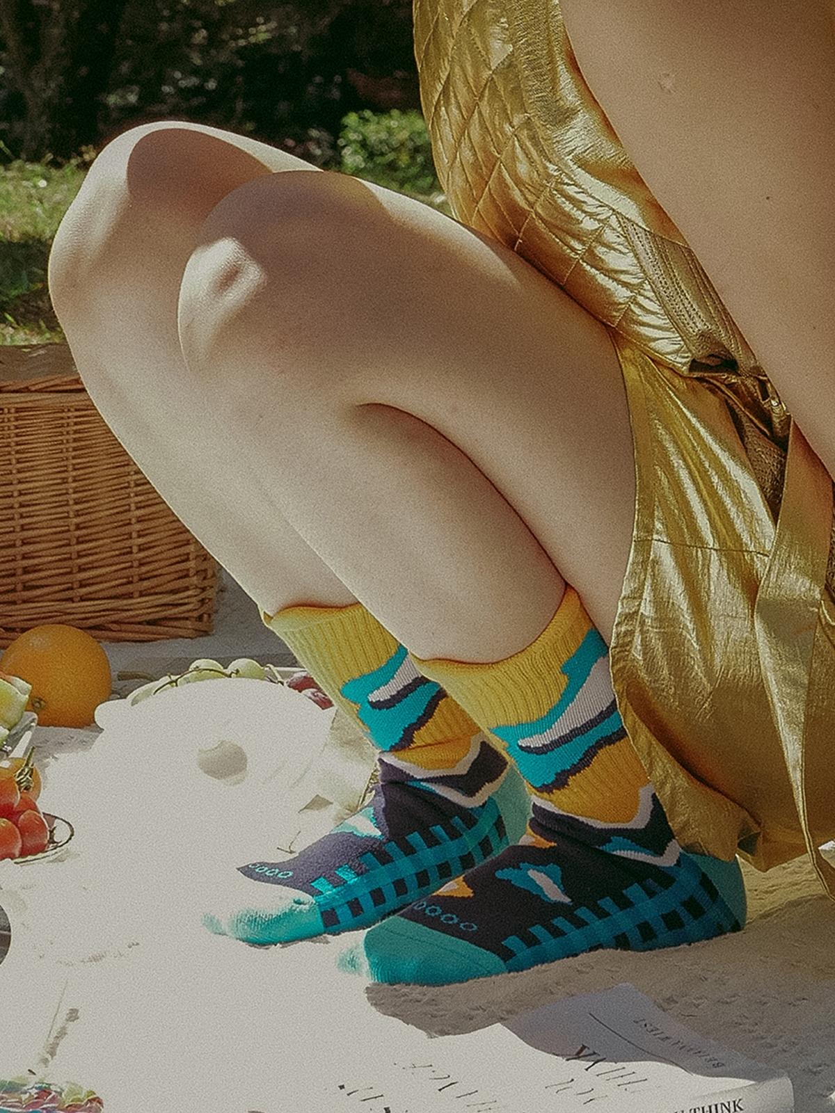 Kindergarden / FLOWER - Mustard