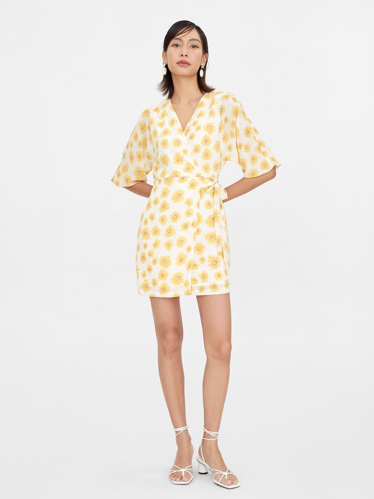 Daisy Print Wrap Dress - Yellow