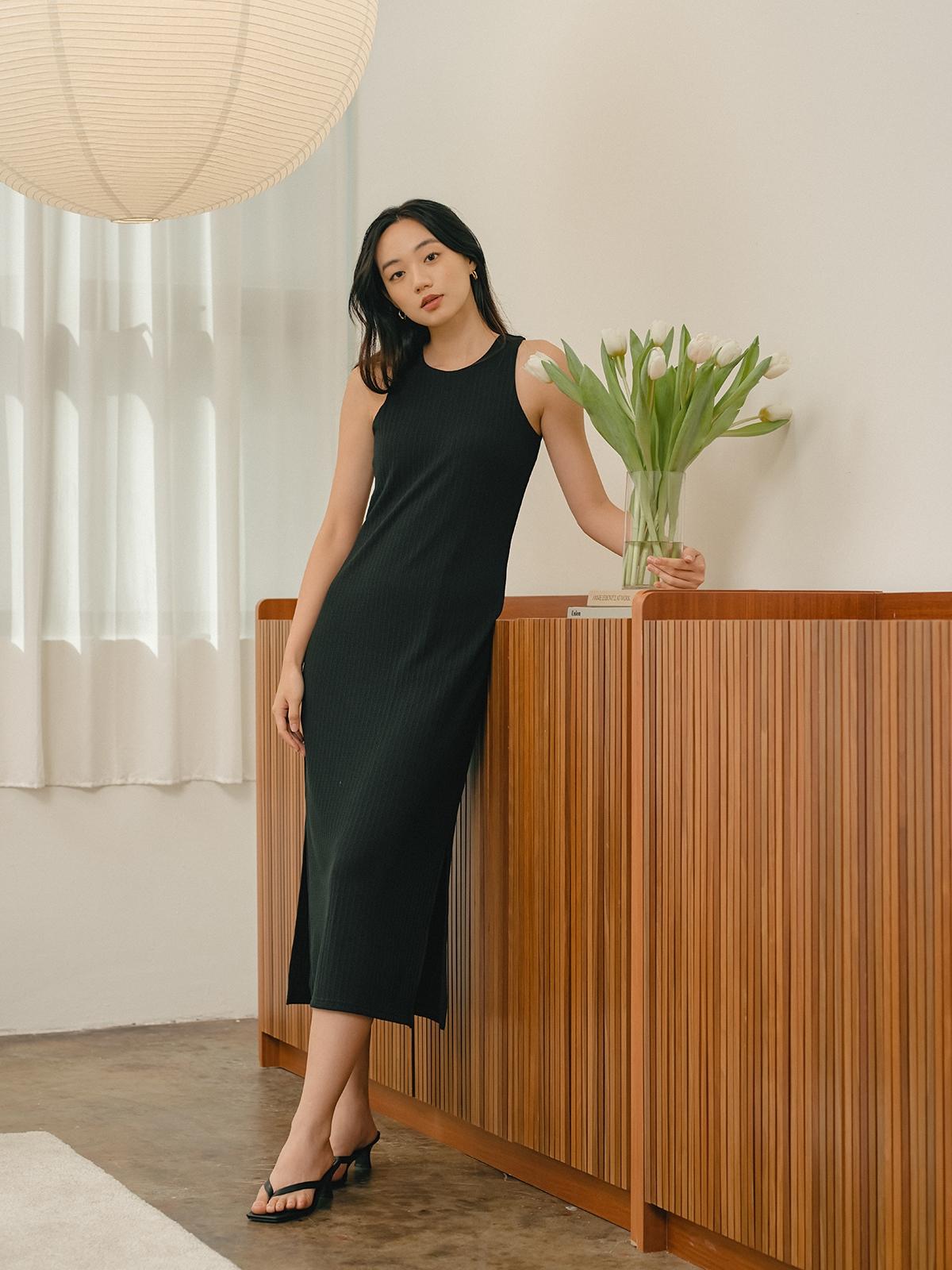 Kymmie Kintted Maxi Dress - Black