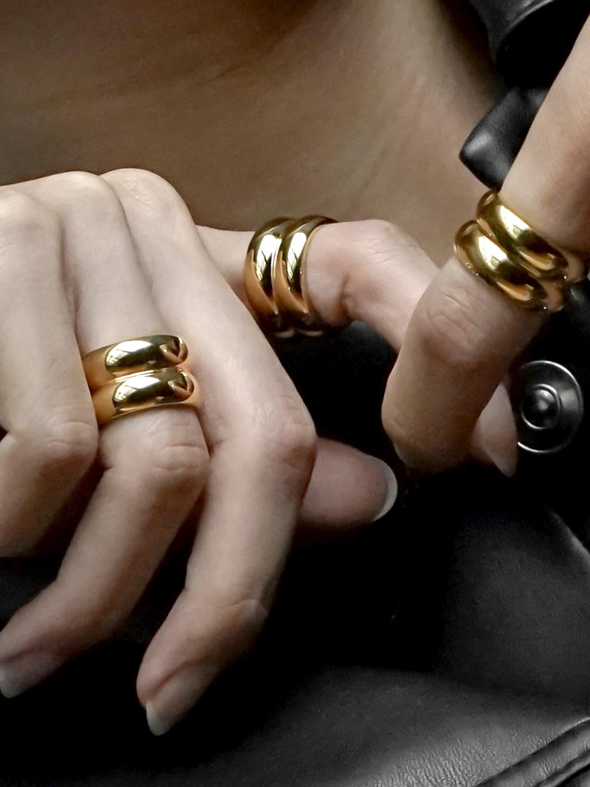 18K Gold Titanium Bold Ring - Gold