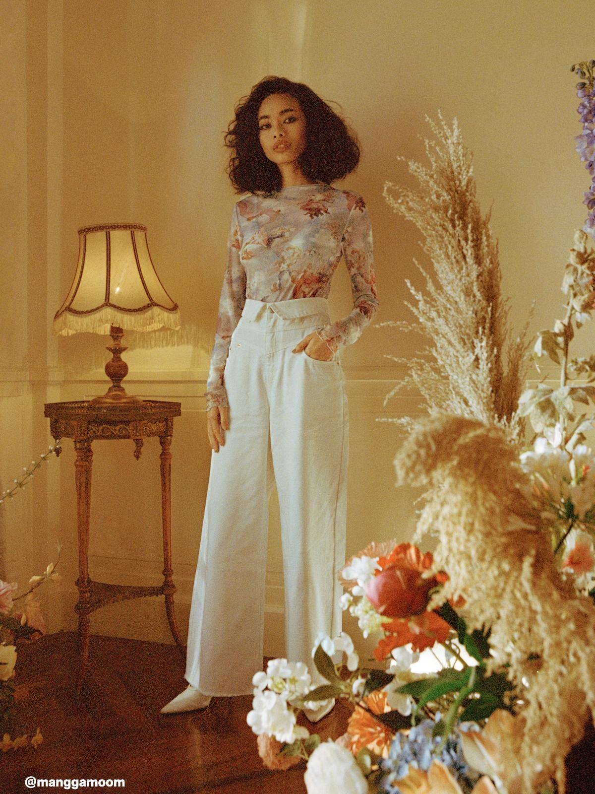 Foldover High Waist Jeans - White