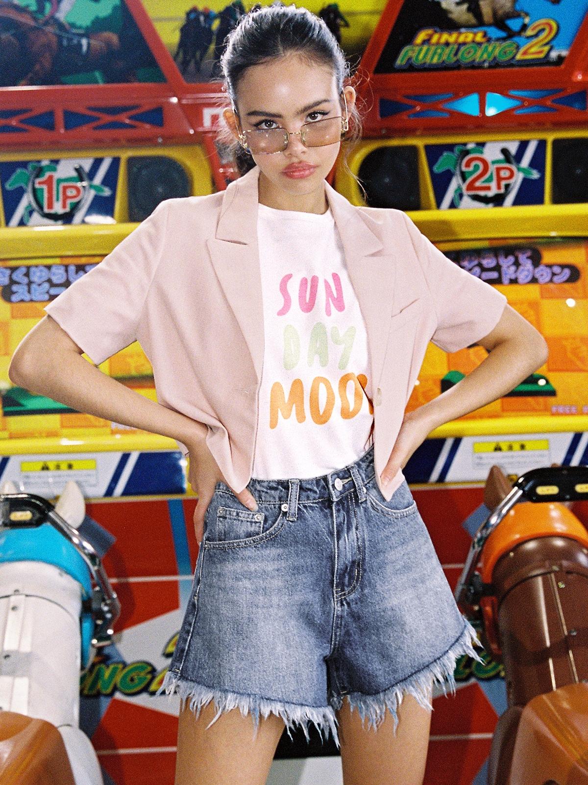 High Waist Frayed Hem Denim Shorts - Blue