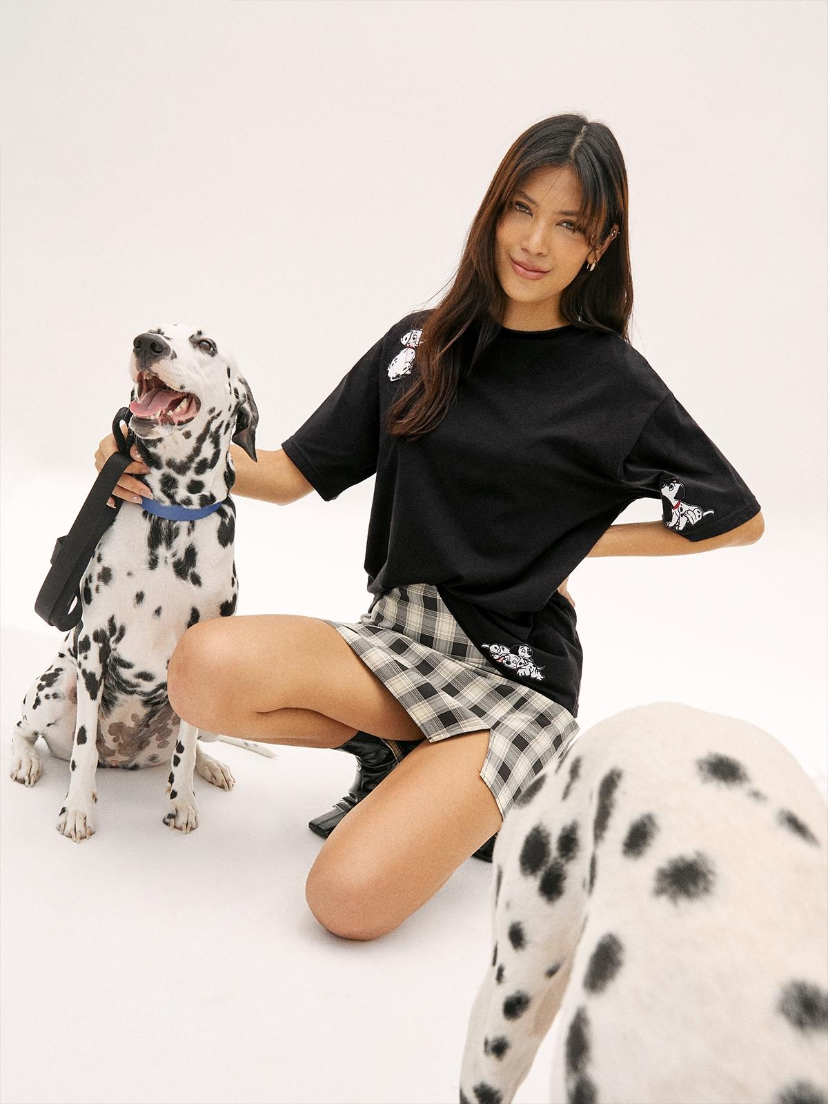 Sustainable Embroidered Dalmatians Tee - Black