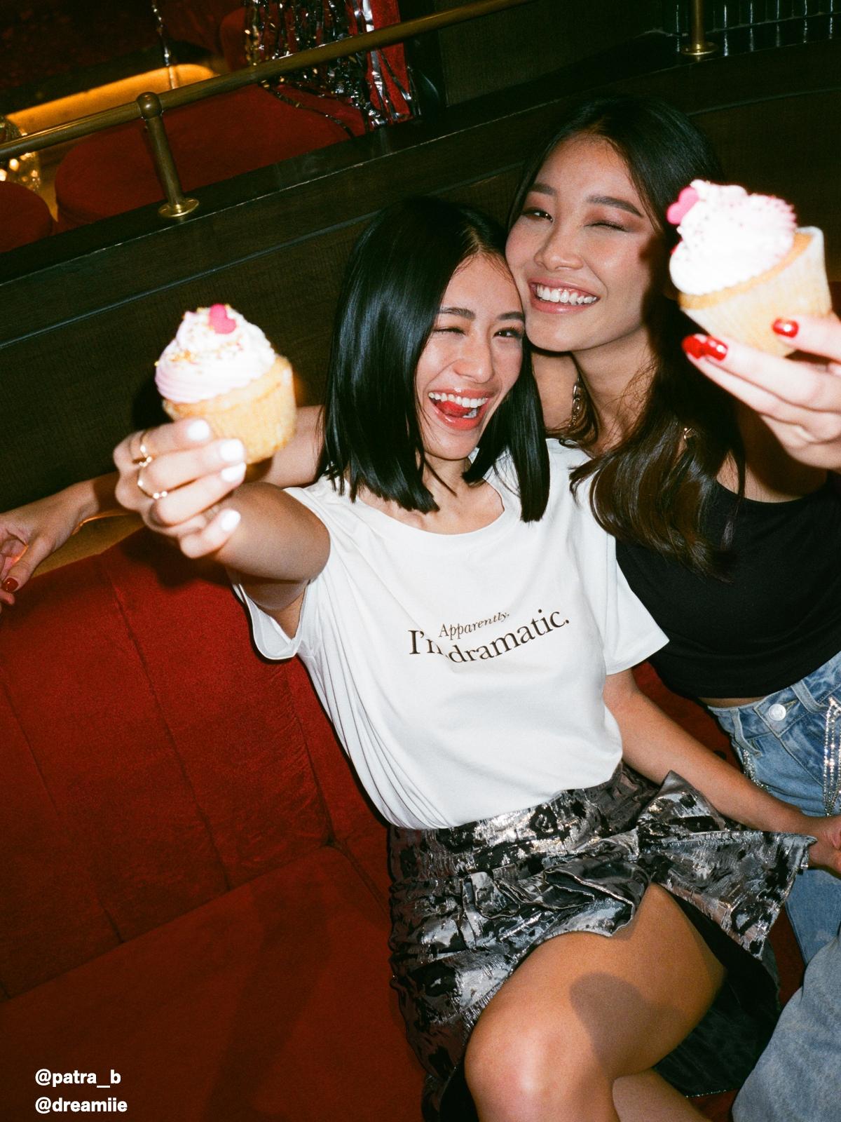 Dramatic Graphic Tee - Off-White