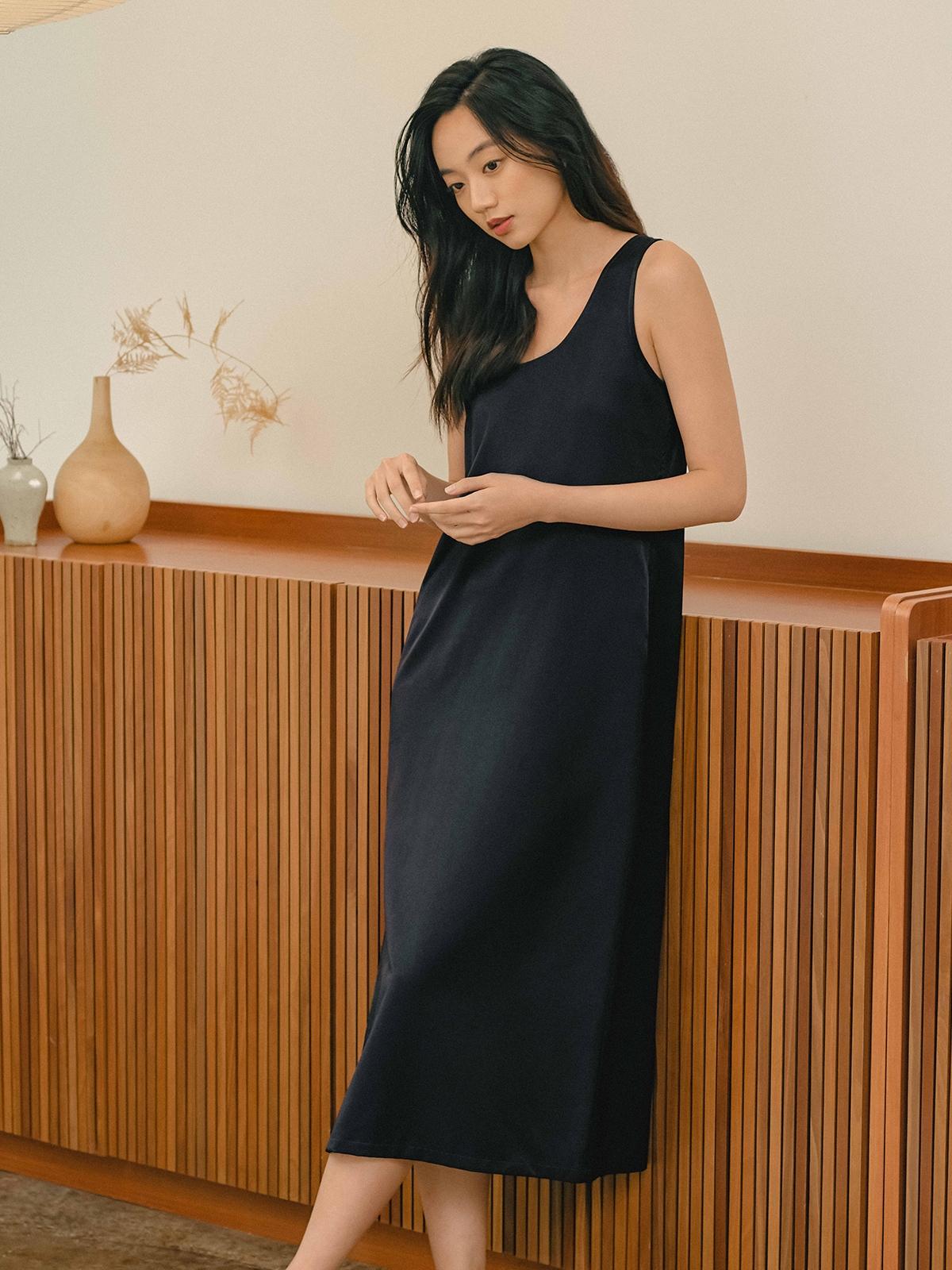 Catherine Midi Dress - Black