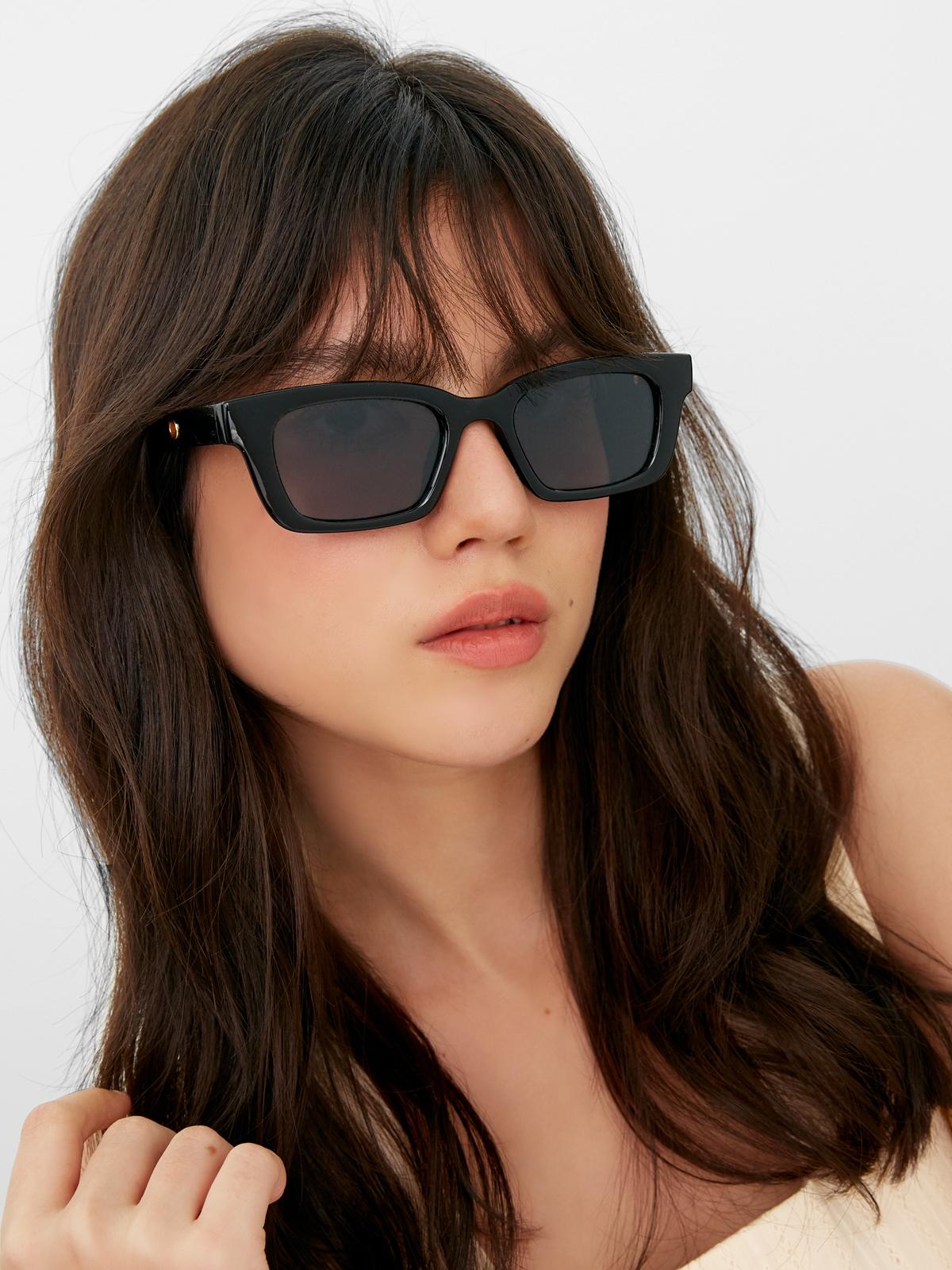 Square Frame Sunglasses - Black