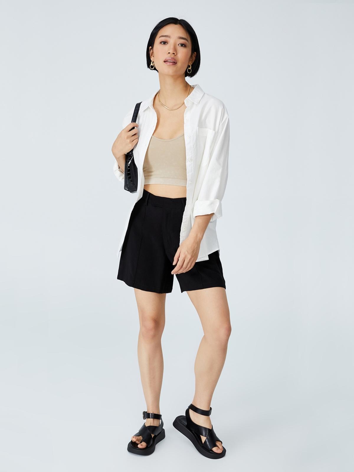 Petite Darcy Tailored Shorts - Black