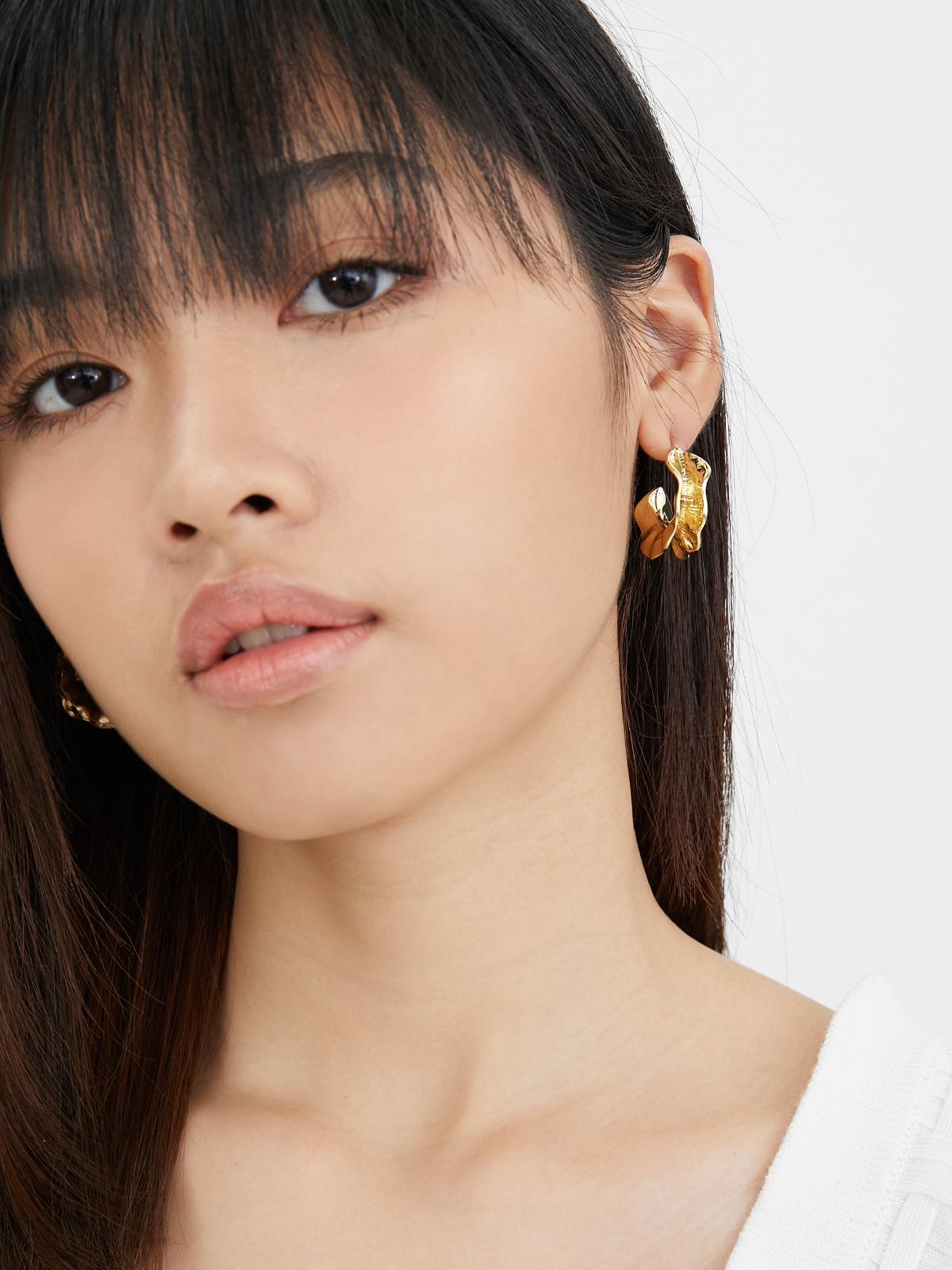 Textured Open Hoop Earrings - Gold