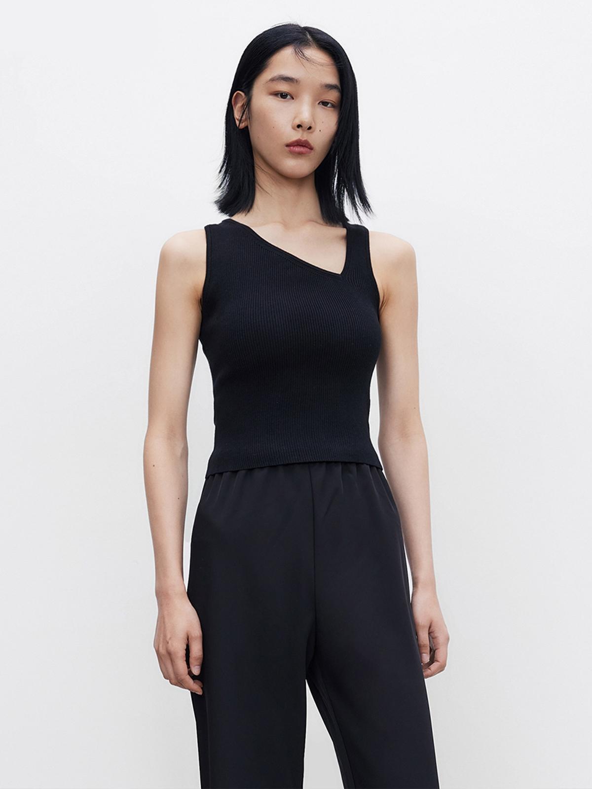 V-Neckline Camis - Black