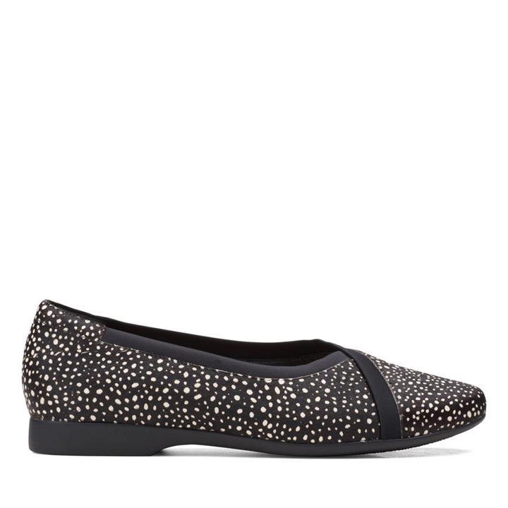 Un Darcey Ease 2 Black/White Print