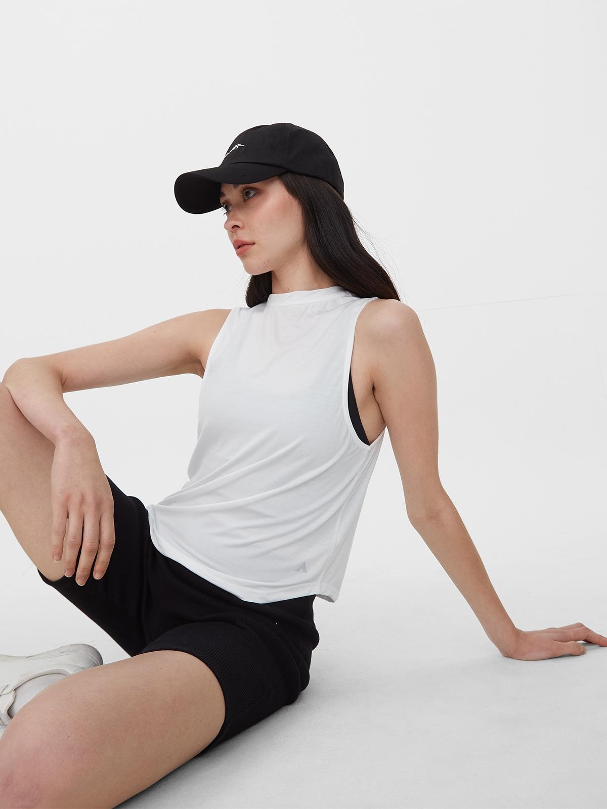 Breathe Crop Tank - White